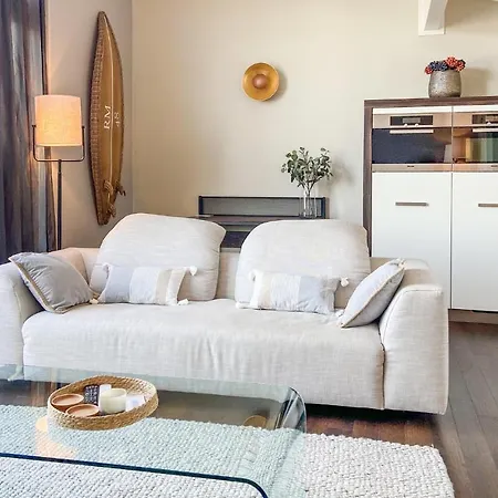 Holiday home Cozy In Tonge With House Sea View Oude-Tonge