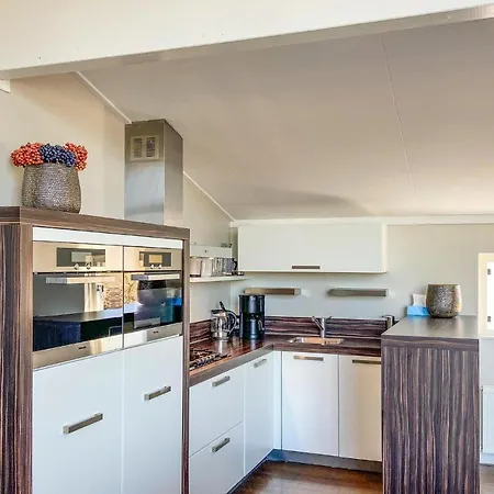 Cozy In Tonge With House Sea View * Oude-Tonge