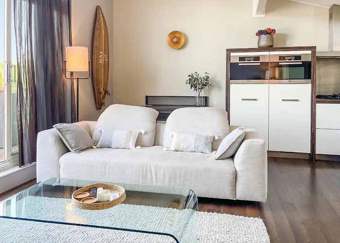 Dom wakacyjny 2 Bedroom Awesome In Tonge Oude-Tonge