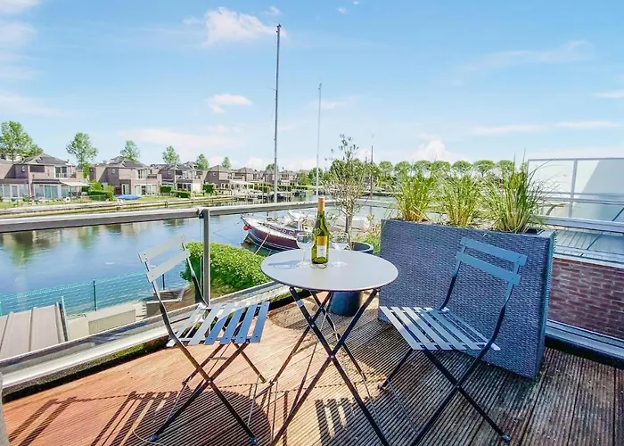 Tatil Evi 2 Bedroom Awesome In Tonge Oude-Tonge