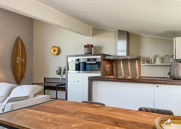 2 Bedroom Awesome In Tonge